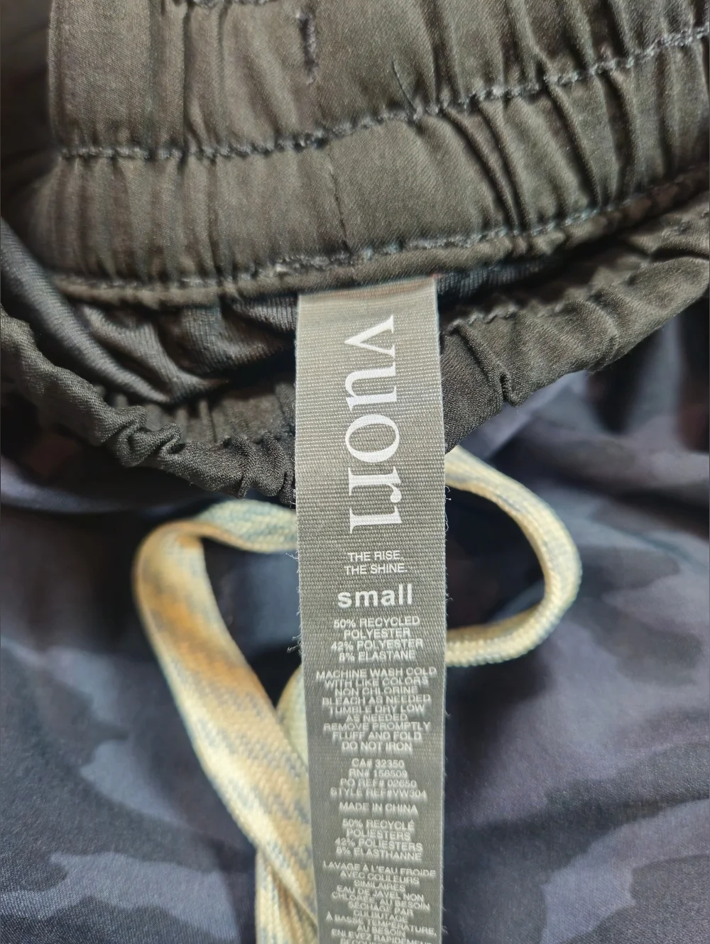 Vuori Clementine 2.0 Shorts 2.5" Black Camo S Athletic Running Gym Shorts - Picture 9 of 9